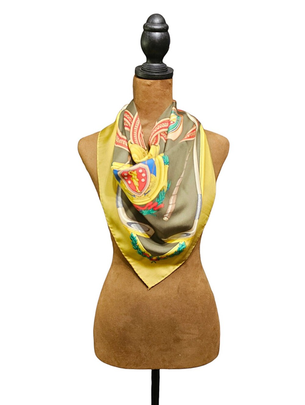 GUCCI SCARF - Picture 8 of 16